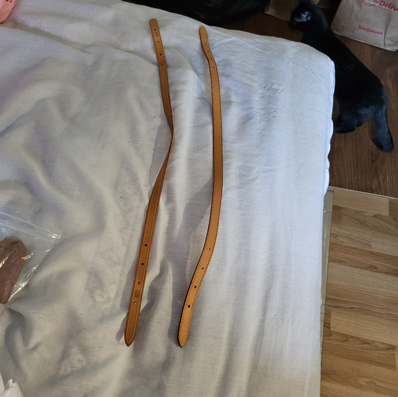 COPY - COPY - Authentic lv straps 27" - Picture 1 of 1